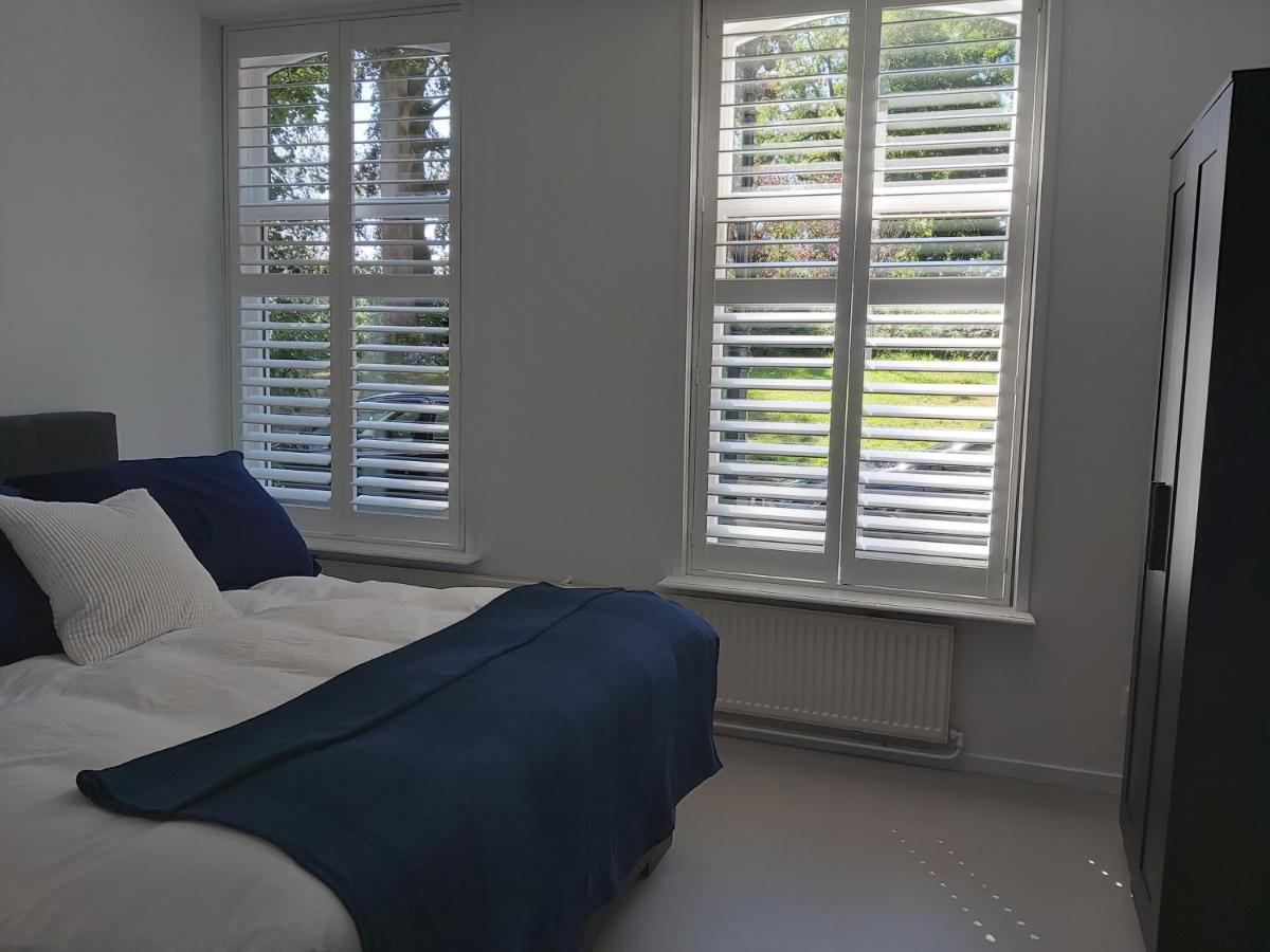 Bed&Breakfast Tussen De Poorten กัมเปิน ภายนอก รูปภาพ